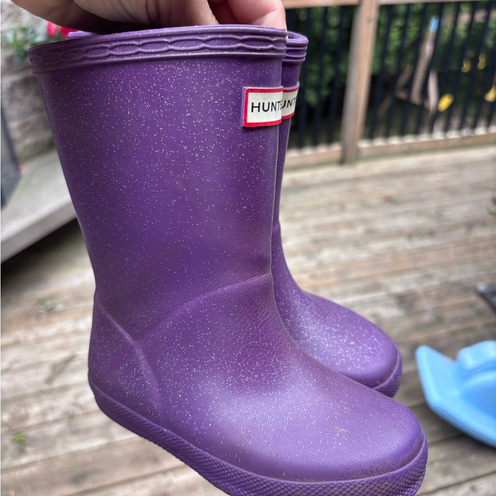 Hunter sparkly purple boots
